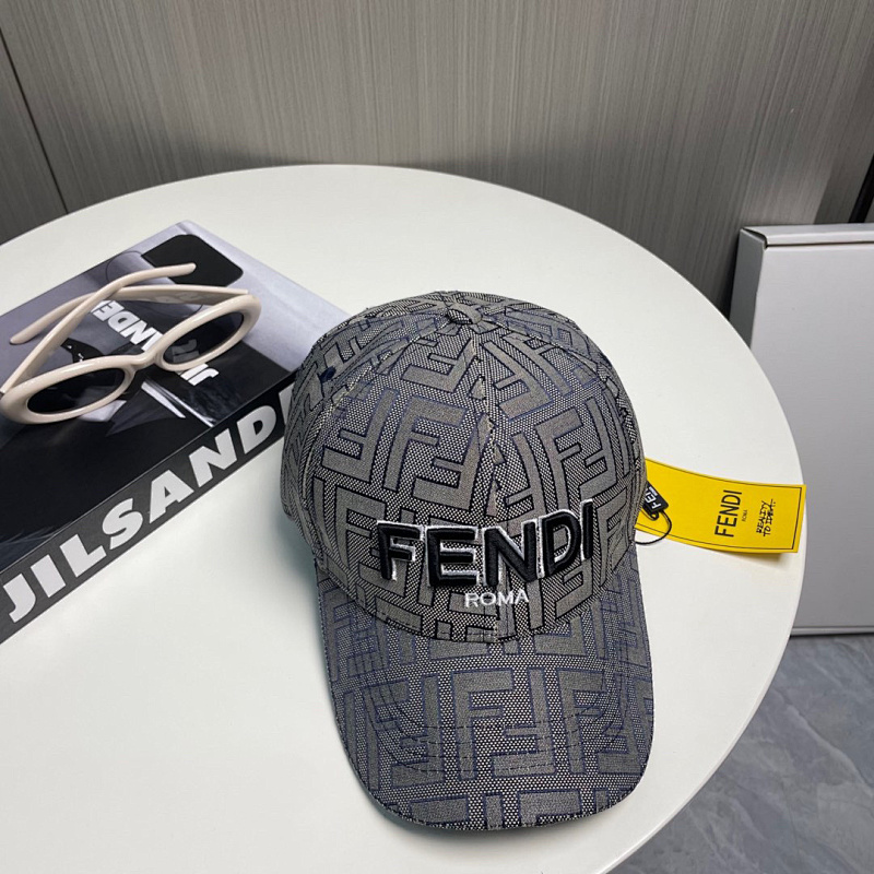FENDI CAP (24)
