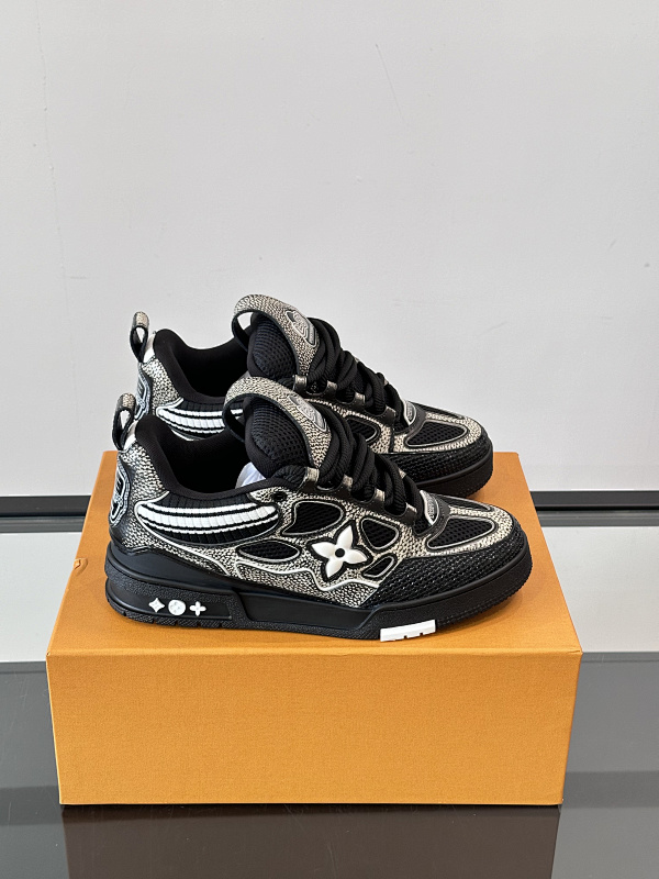 LOUIS VUITTON SNEAKERS (6)