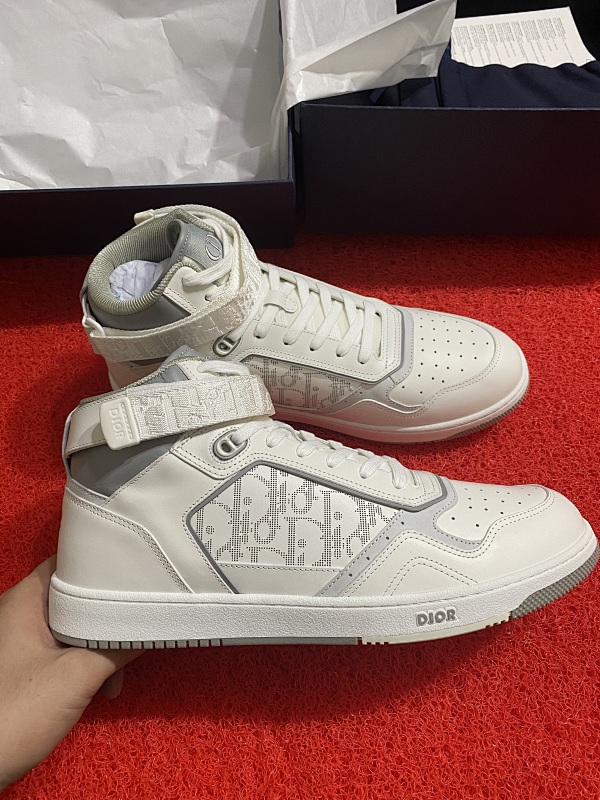 DIOR SNEAKERS (15)