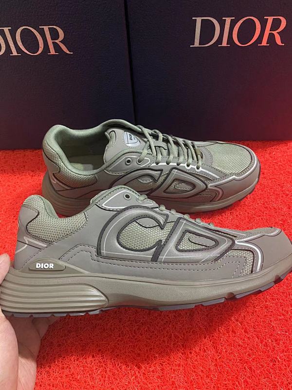 DIOR SNEAKERS (48)