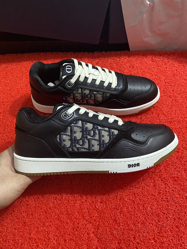 DIOR SNEAKERS (18)