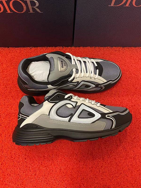 DIOR SNEAKERS (34)
