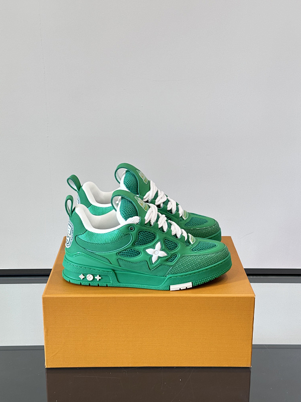 LOUIS VUITTON SNEAKERS (16)