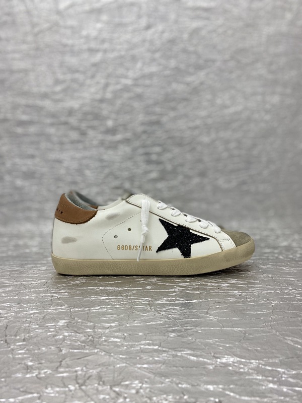 UGG SNEAKERS (52)