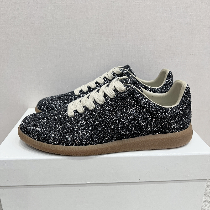 MAISON MARGIELA SNEAKERS (15)