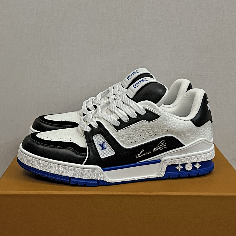 LOUIS VUITTON TRAINER (45)