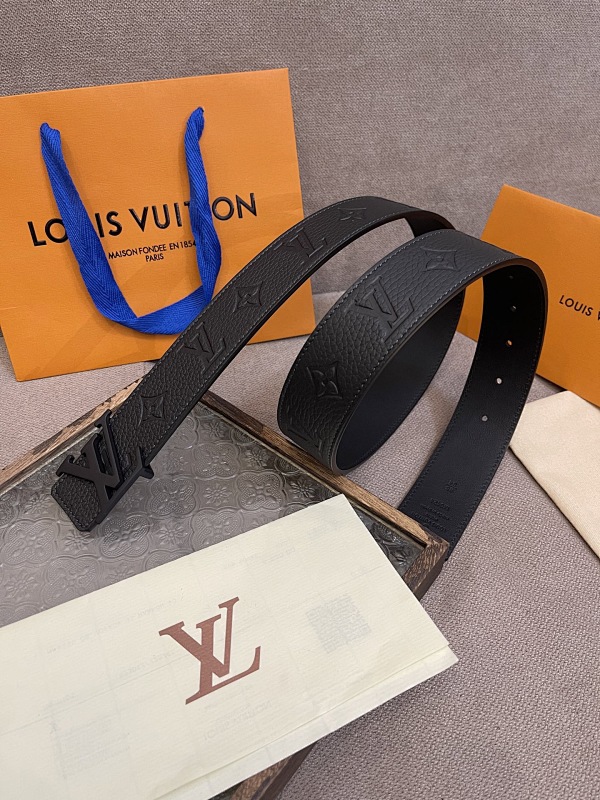 LOUIS VUITTON BELTS