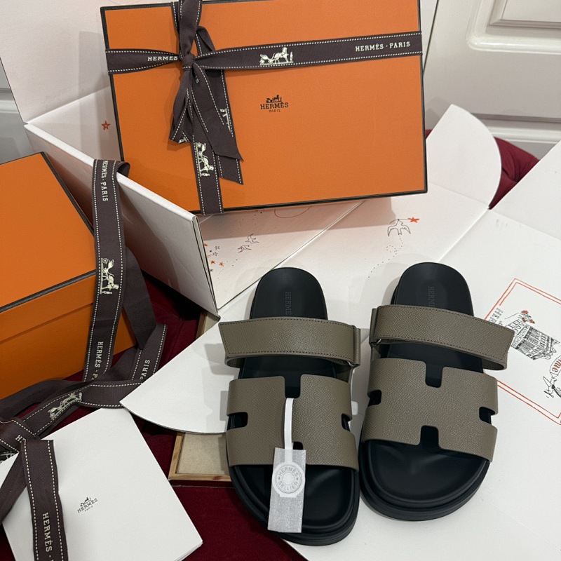 HERMES SNEAKERS (18)