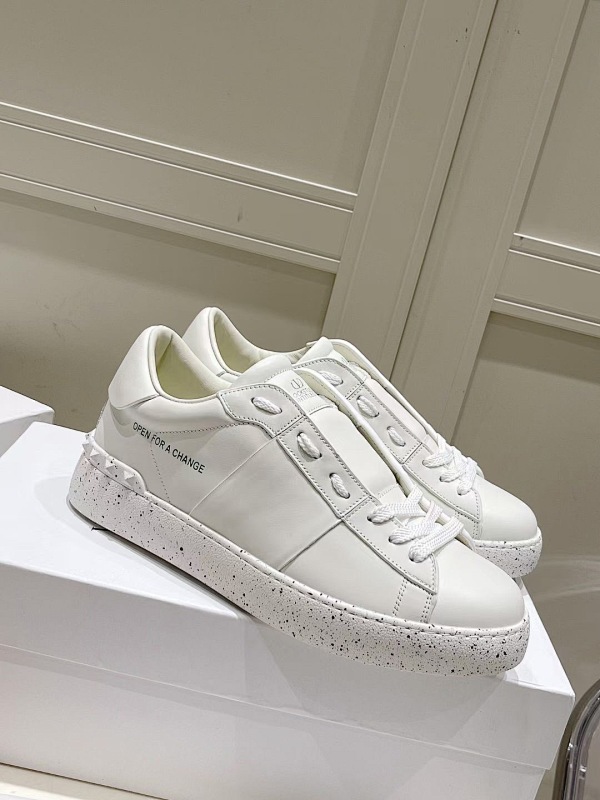 VALENTINO SNEAKERS (4)