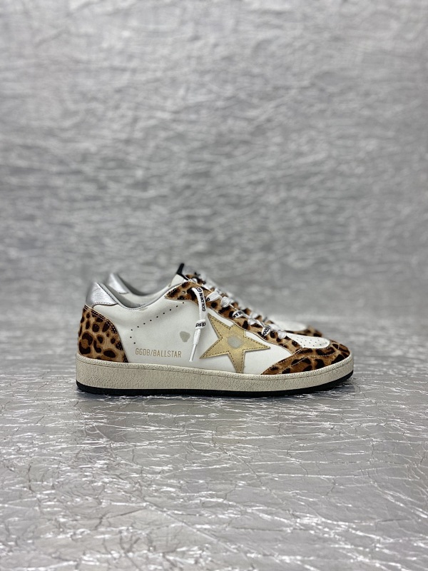 UGG SNEAKERS (33)
