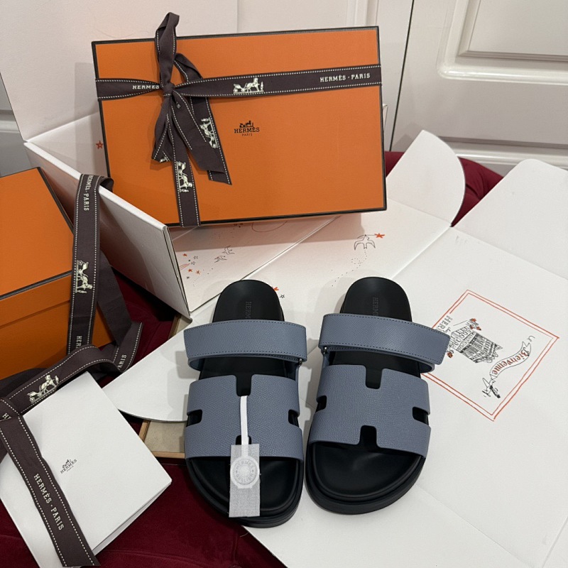 HERMES SNEAKERS (22)
