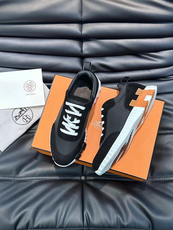 HERMES SNEAKERS (60)