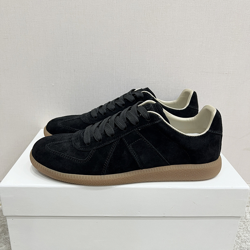 MAISON MARGIELA SNEAKERS (21)