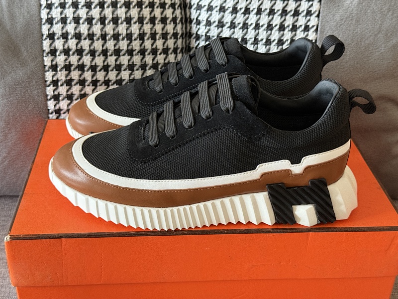 HERMES SNEAKERS (66)