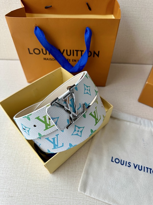LOUIS VUITTON BELTS (85)