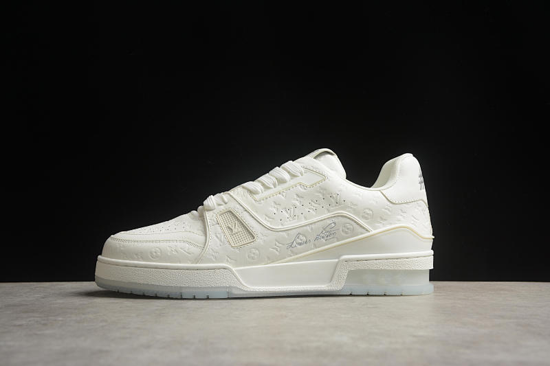 Louis Vuitton Sneakers (5)
