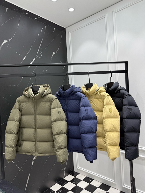 BURBERRY PUFFERS (30)
