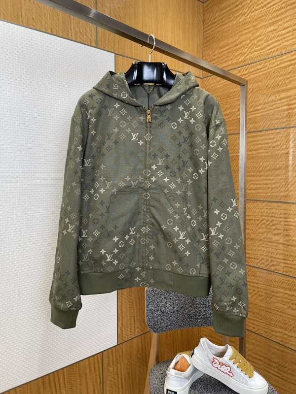 LOUIS VUITTON JACKETS (23)