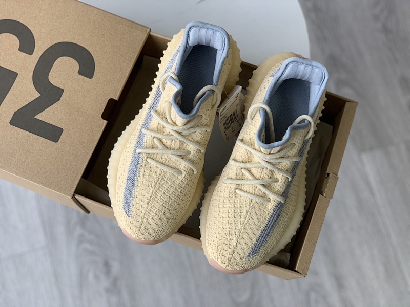 YEEZY BOOST 350 V2 (2)