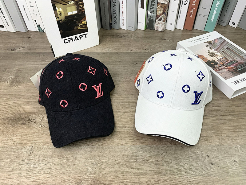 LOUIS VUITTON HATS