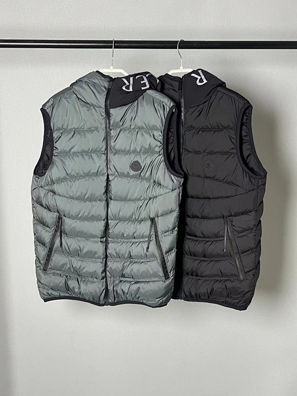 MONCLER VESTS (14)