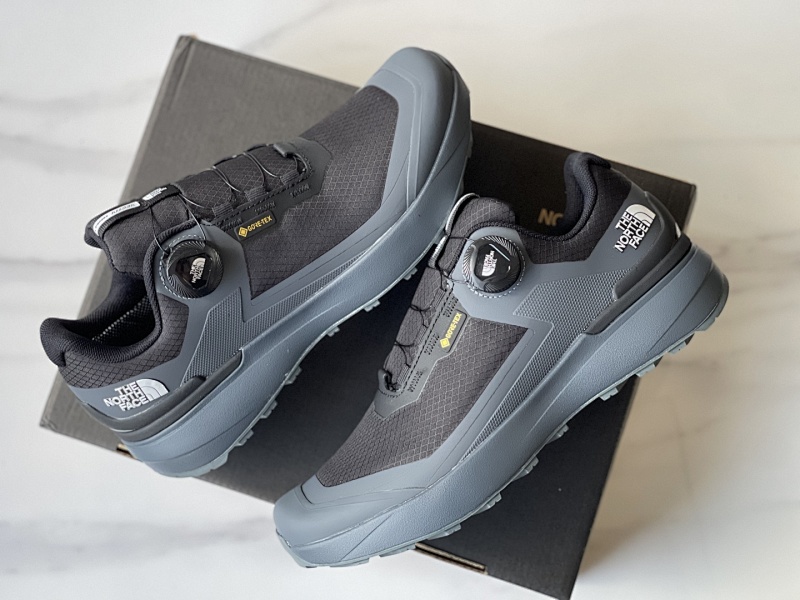 TNF SNEAKERS