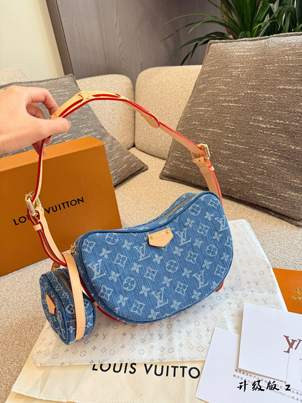LOUIS VUITTON BAGS (335)