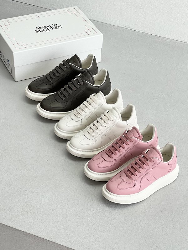Alexander McQueen Sneakers (3)