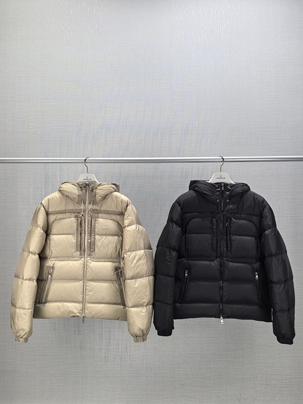MONCLER PUFFERS (183)