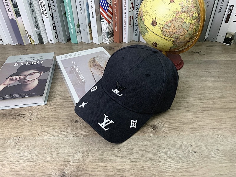 LOUIS VUITTON HATS (20)