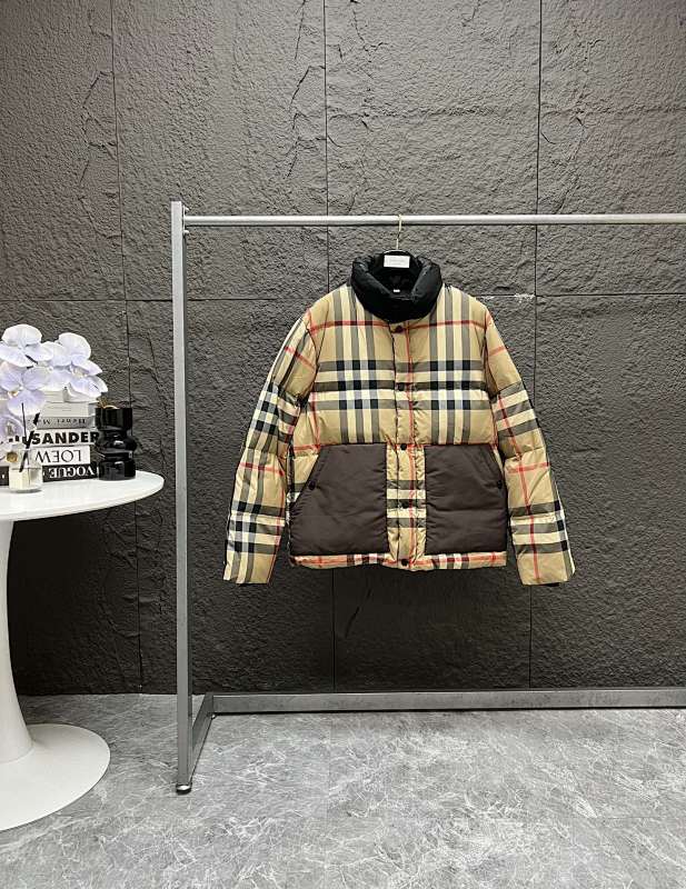 BURBERRY PUFFERS (42)