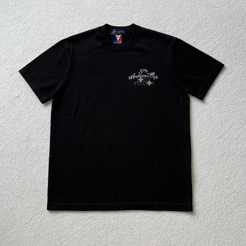 LOUIS VUITTON TSHIRTS (261)