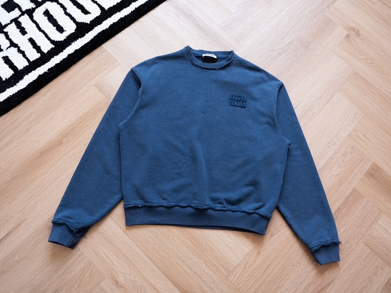 MIU MIU SWEATSHIRTS (2)
