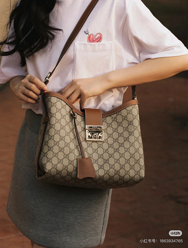 GUCCI BAGS (57)