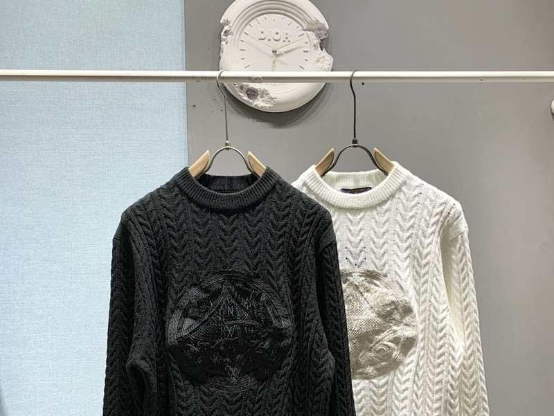 LOUIS VUITTON SWEATERS