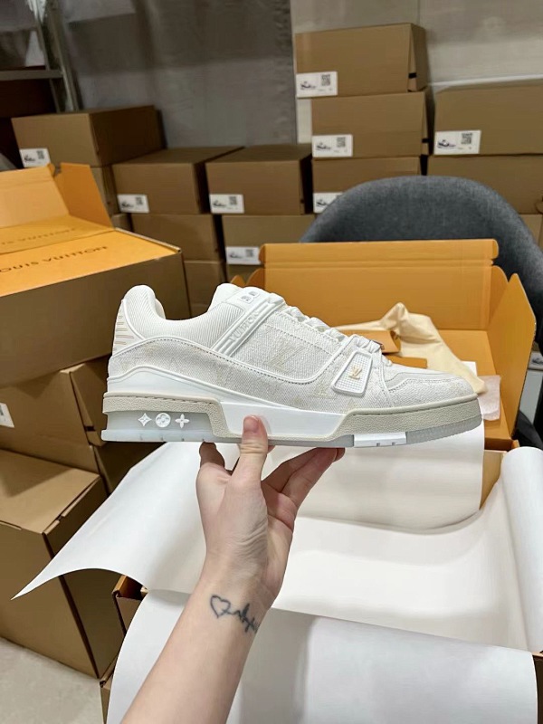 Louis Vuitton 3125 Tiger Sneaker
