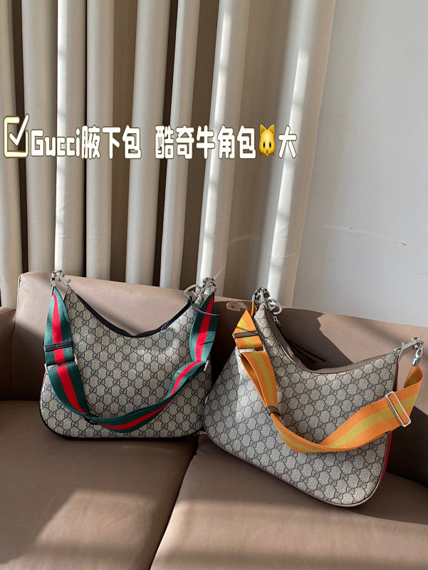 GUCCI BAGS (71)