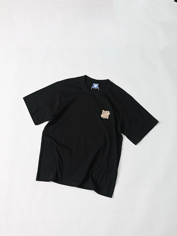 UNDEFEATED TSHIRTS (2)