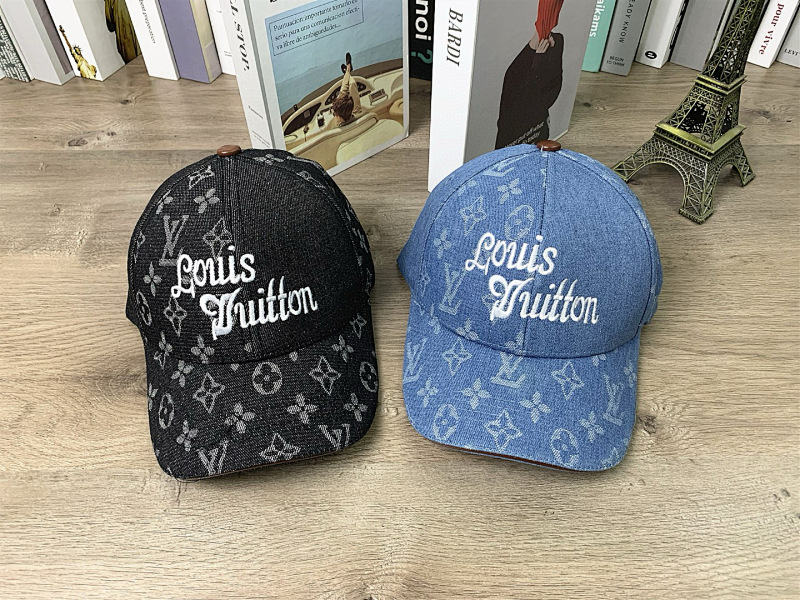 LOUIS VUITTON HATS (18)