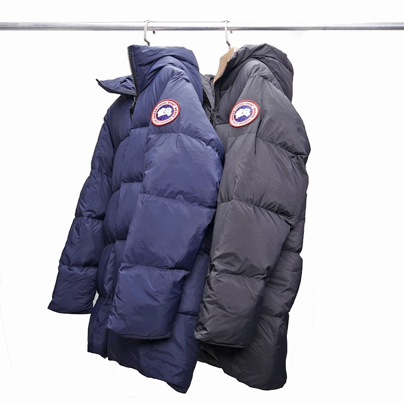CANADA GOOSE PUFFERS (77)