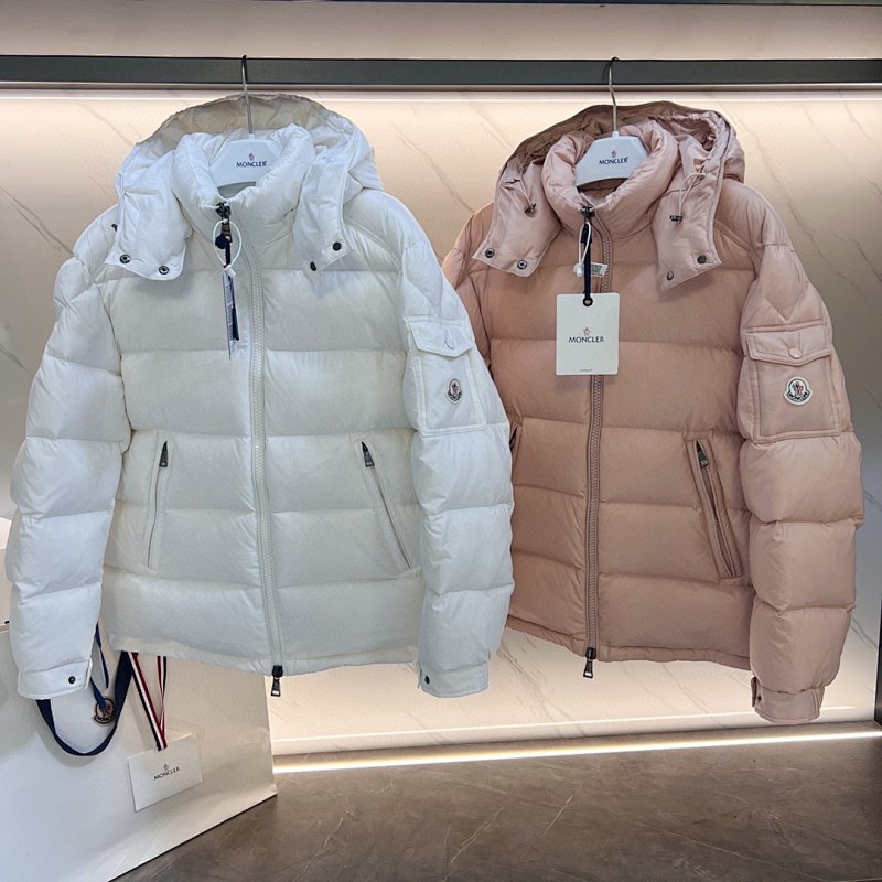 MONCLER PUFFERS (267)