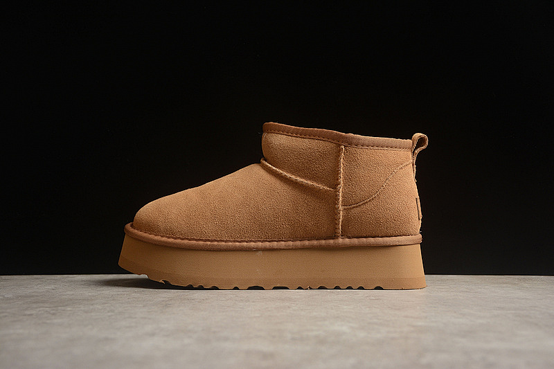 UGG Thick-soled Short Snow Boots