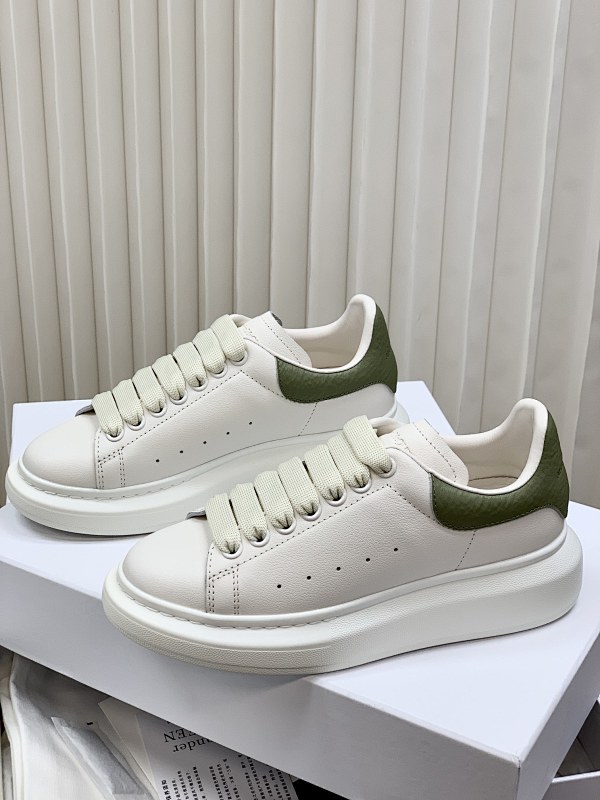Alexander McQueen Retro Sneakers