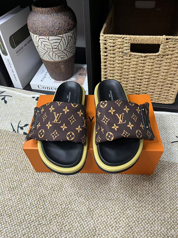 Louis Vuitton RX拖鞋