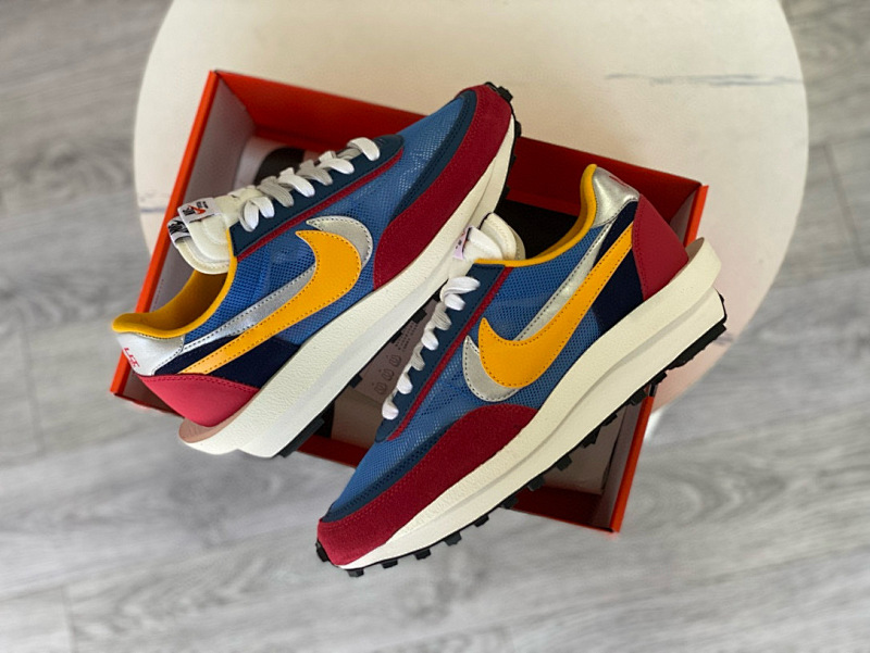 Nike Waffle One