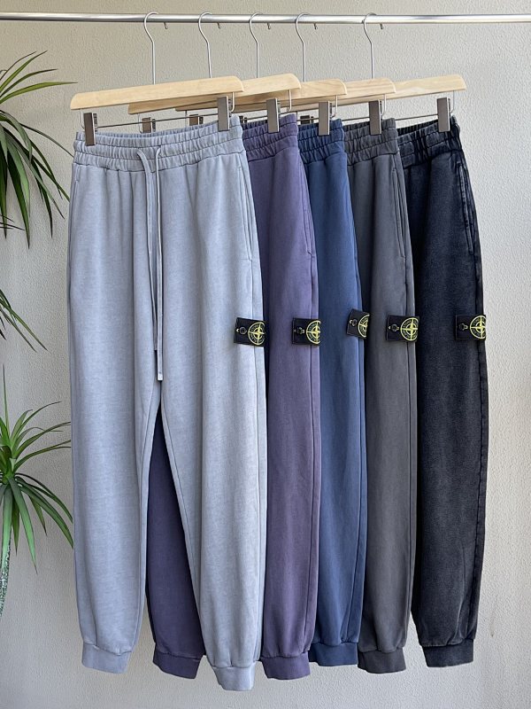 STONE ISLAND SWEATPANTS (3)