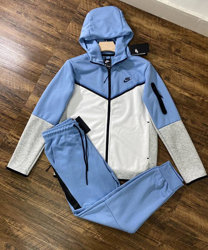 NIKE SETS