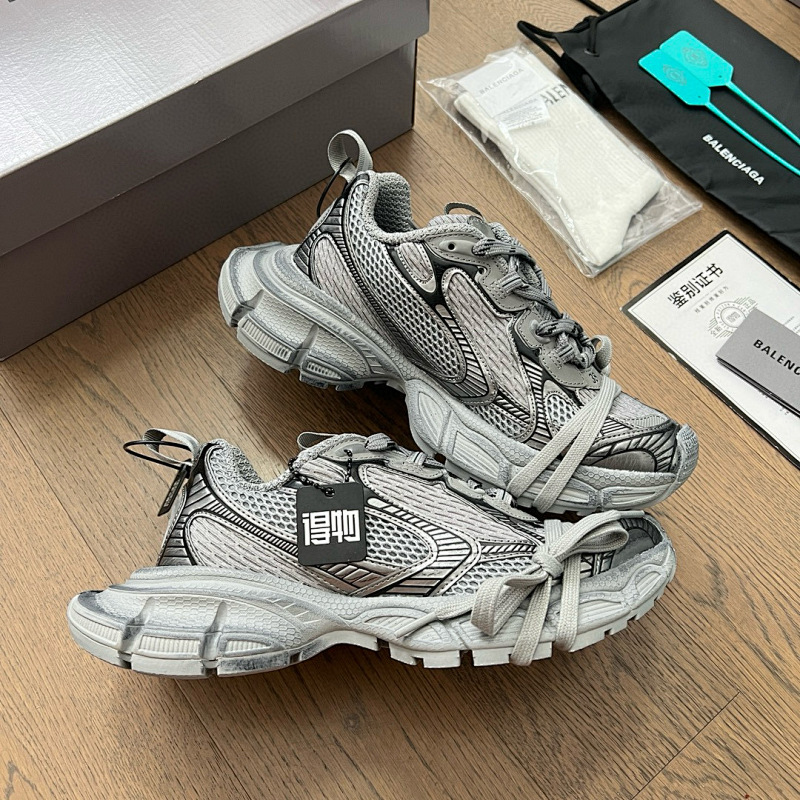 Balenciaga Rx跑鞋