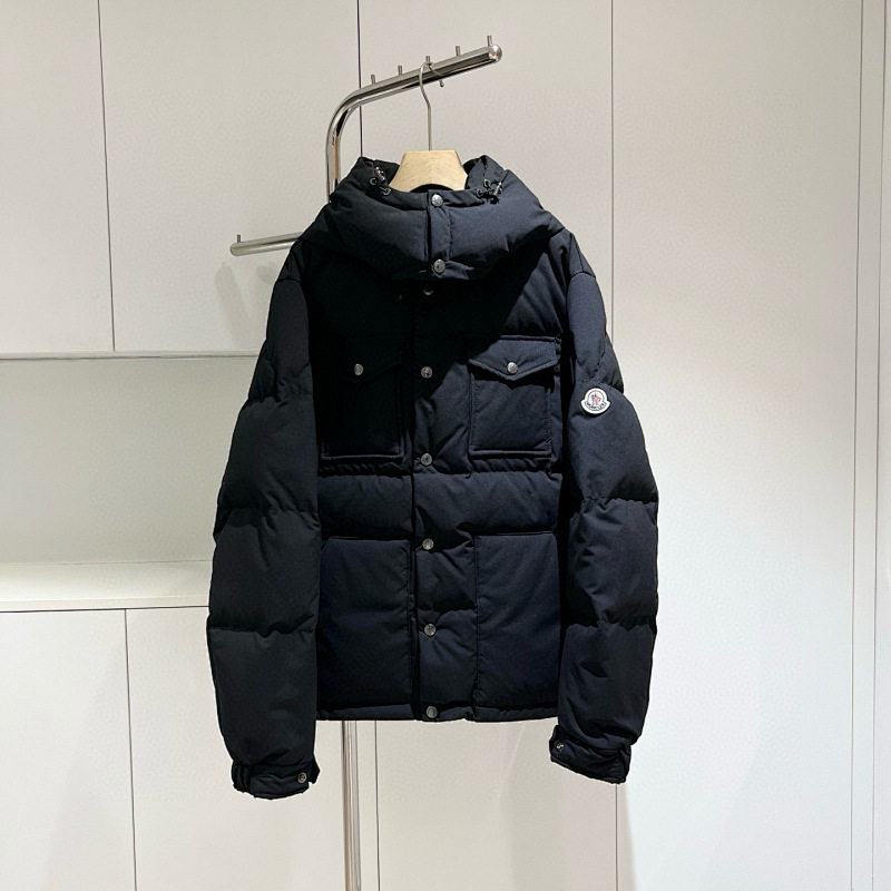 MONCLER PUFFERS (119)