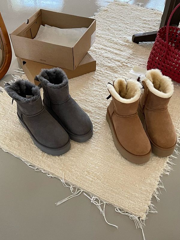 UGG Classic Short Boot (3)